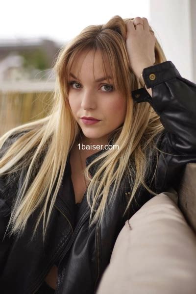 escort poitiees|Escort Poitiers, annonces & annuaire des escort girls a Poitiers